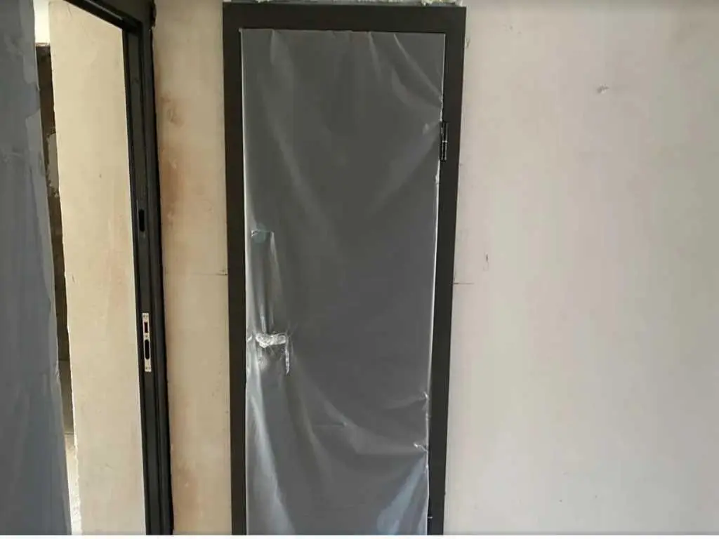 Продаж 2 кім кв в центрі міста