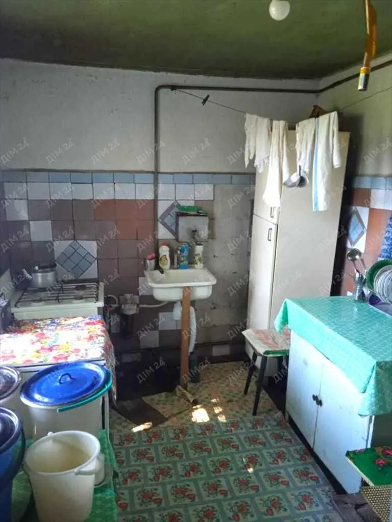 Будинок у Новосанжарському районі, селі Клюсівка
