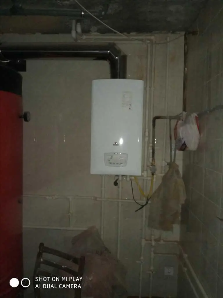 Шикарний особняк в Розсошенцях!