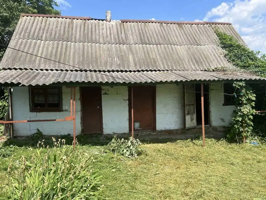 Окремий будинок в передмісті Полтави