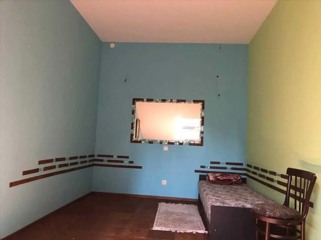 Два рівня індивідуальності в районі Березового скверу. 

