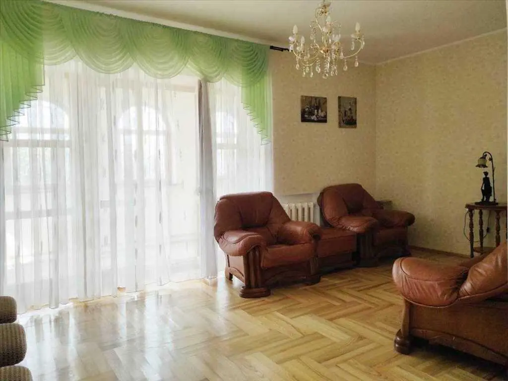 Будинок вашої мріїї з виходом до ставка