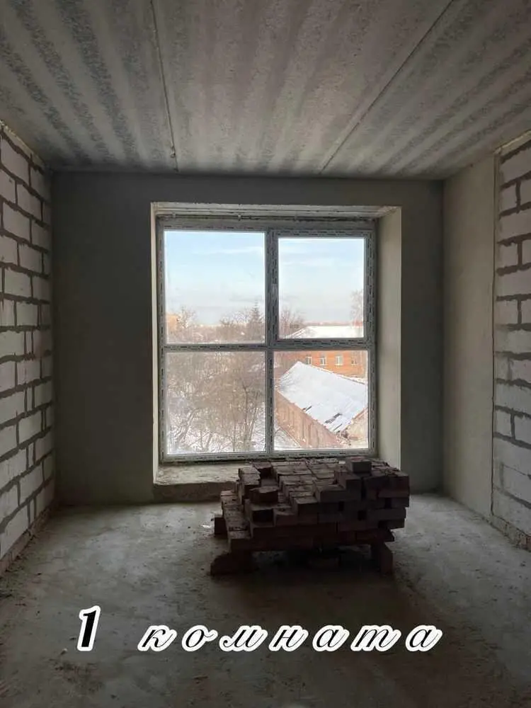 Простора квартира в новобудові!