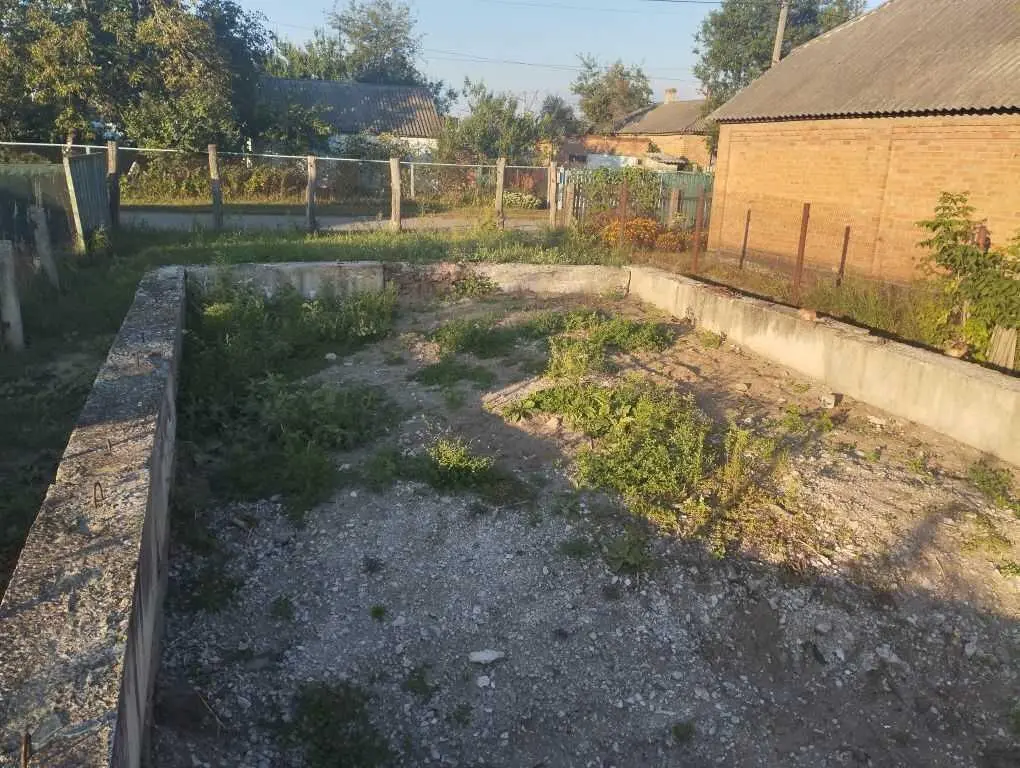 Ділянка з видом на ліс! 