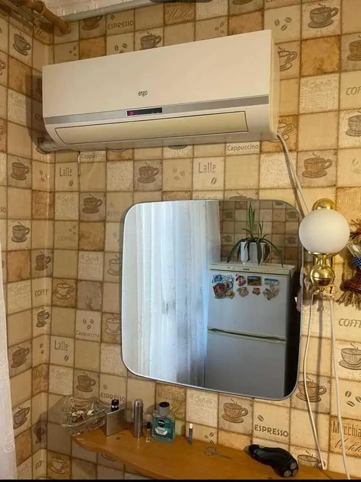 Гарний компактний будинок у Нових Санжарах.