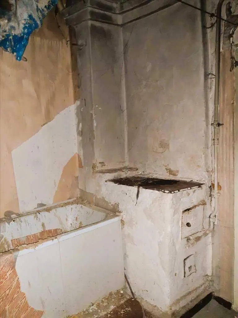 Об`єкт під реконструкцію в центральній частині міста. 