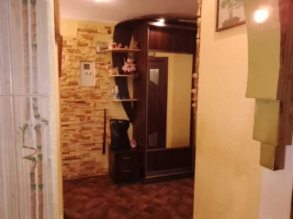 Гарна квартира з чудовим розташуванням чекає нових власників! Район Авіамістечка!