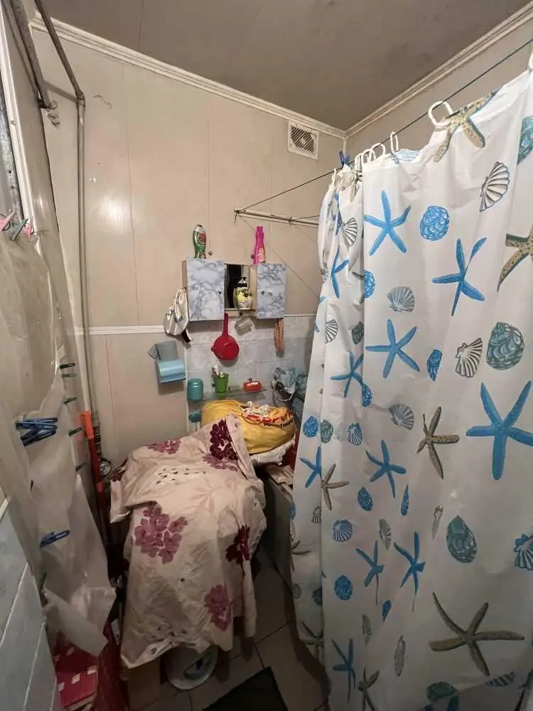 Квартира в районі магазину Океан.