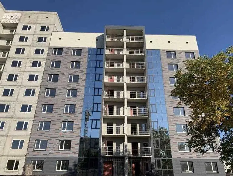 В продажу трикімнатна квартира