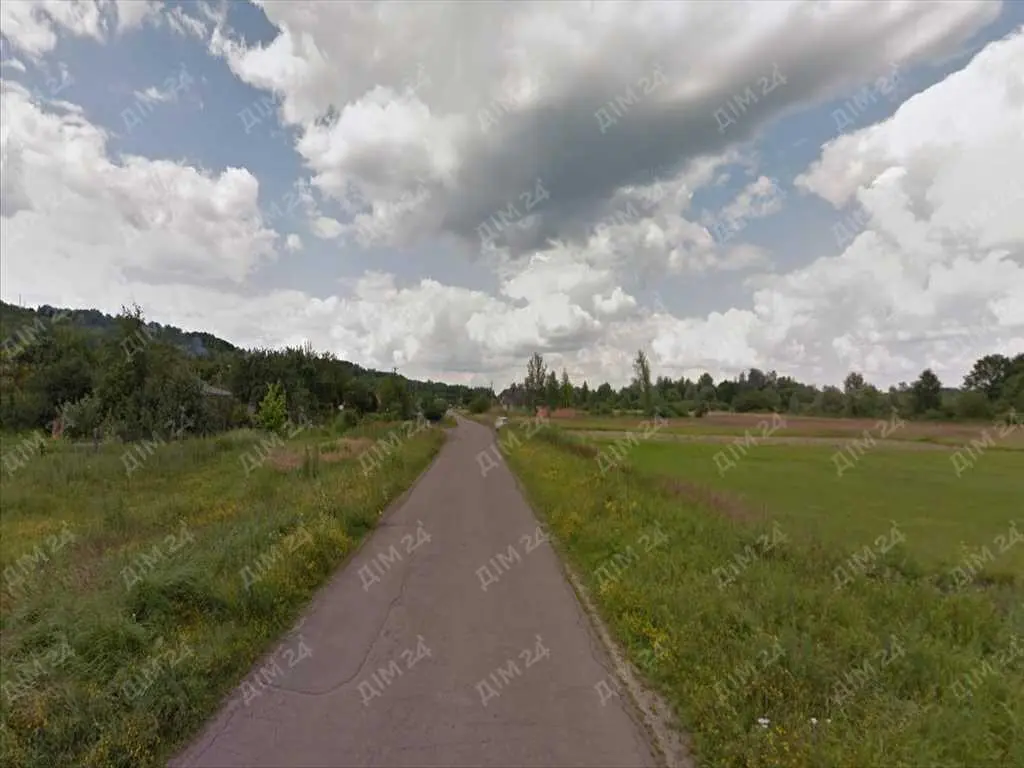 Земельна ділянка в с Патлаївка.