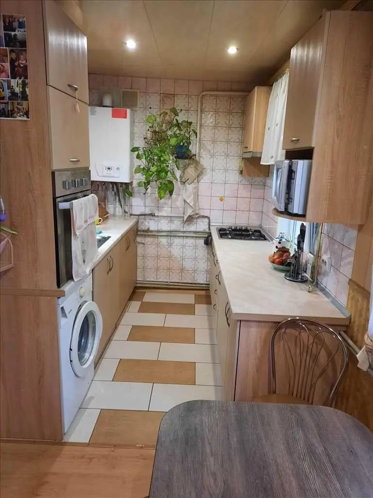 Окремий будинок в центральній частині міста!