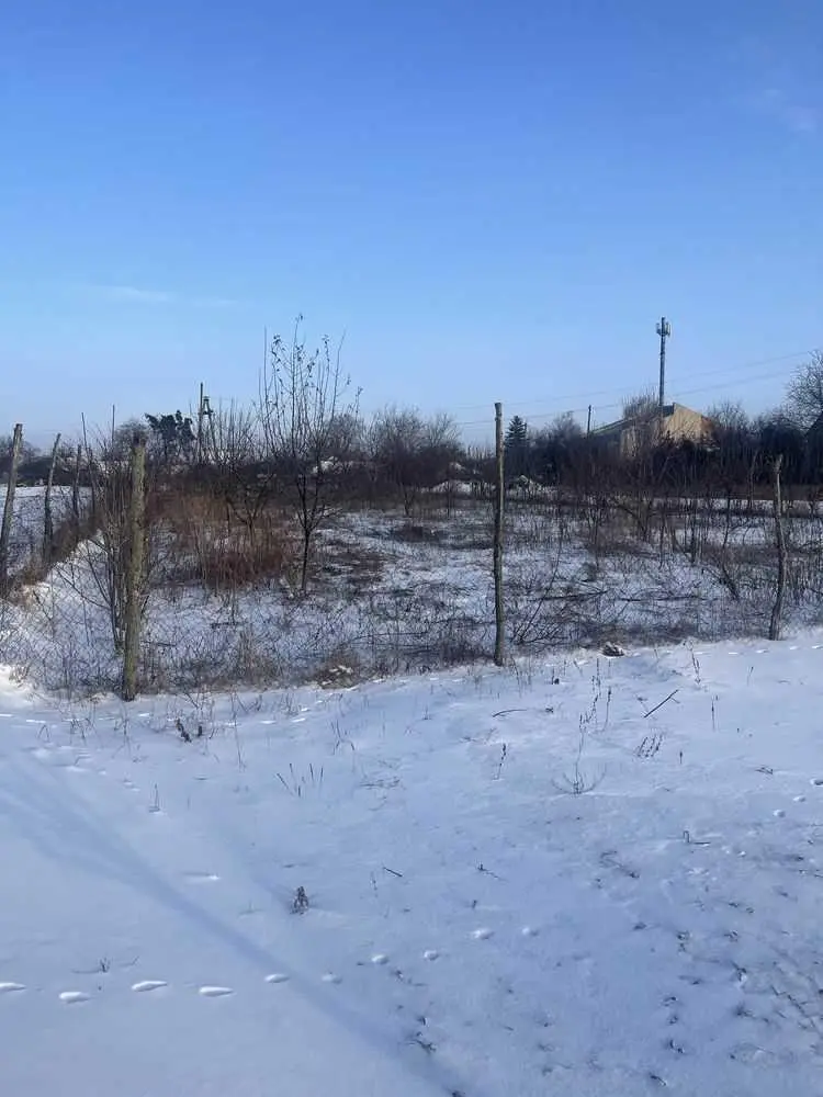 Продаж земельної ділянки в Мачухах.