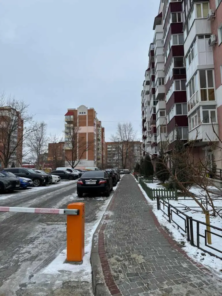 Продається 1 кімнатна квартира на Леваді 