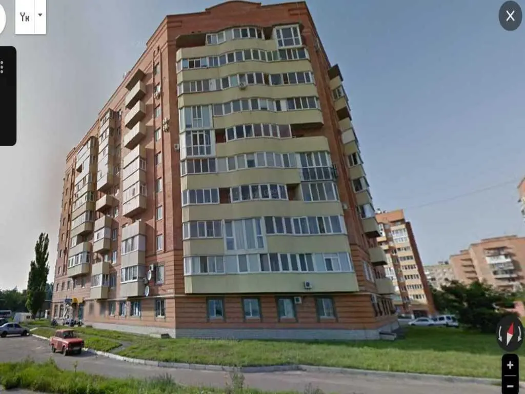 Продається 2 кімнатна квартира на Боженка 
