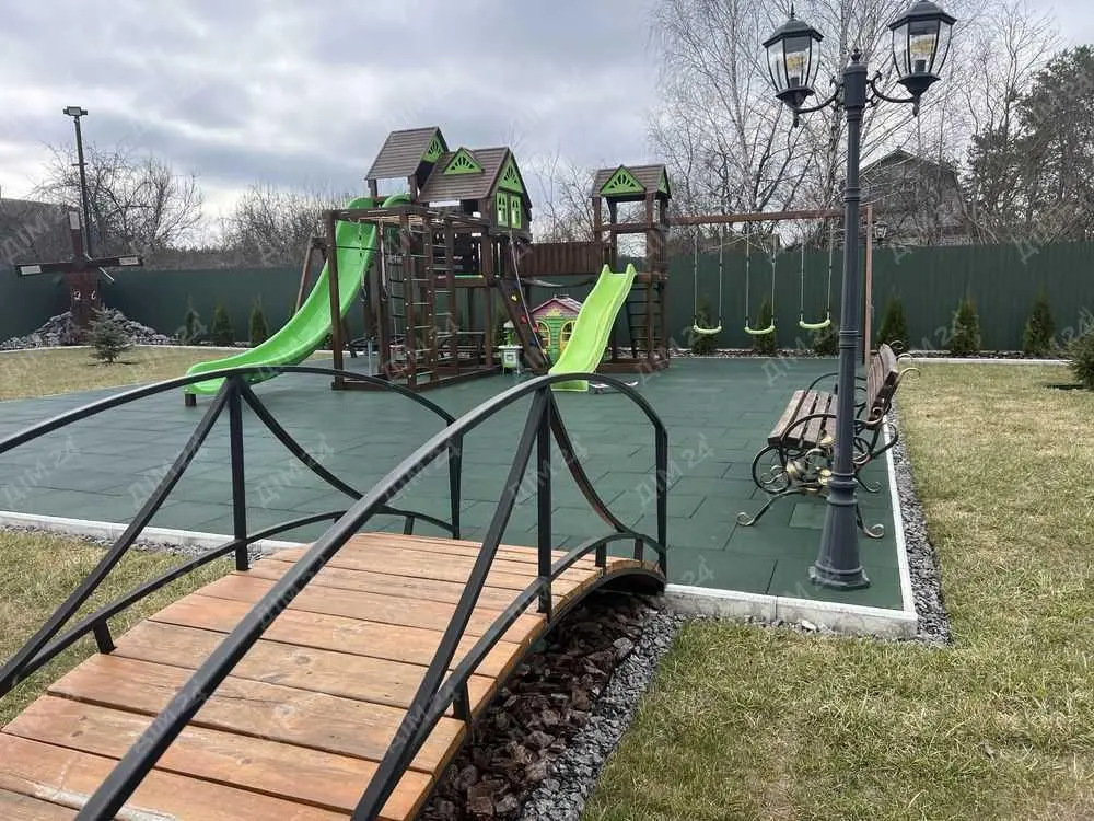 Шикарний будинок у Нових Санжарах