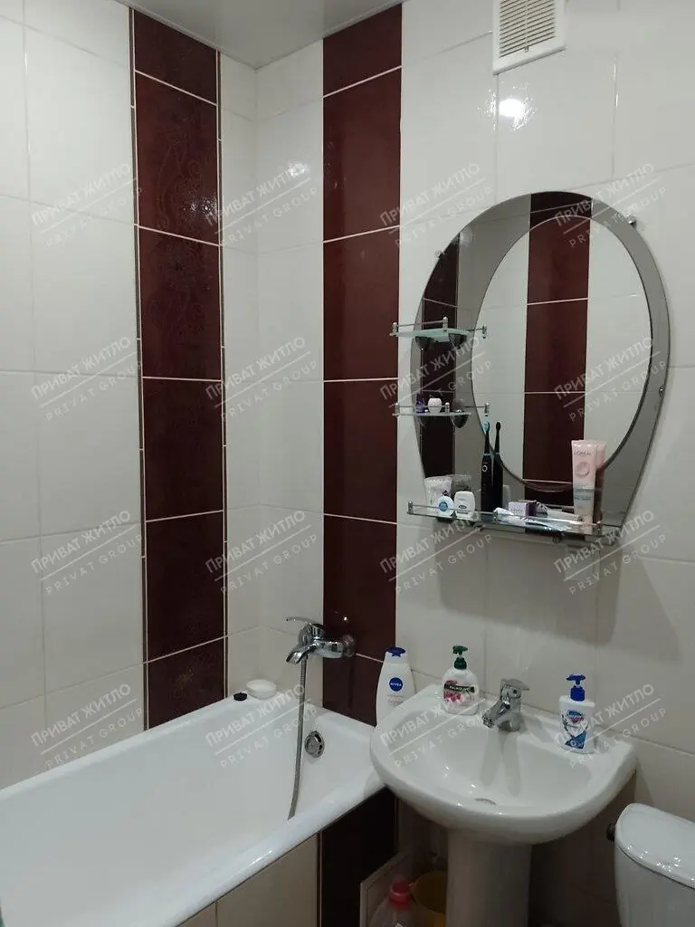 Продаж двокімнатної квартири р-н ТРЦ Київ