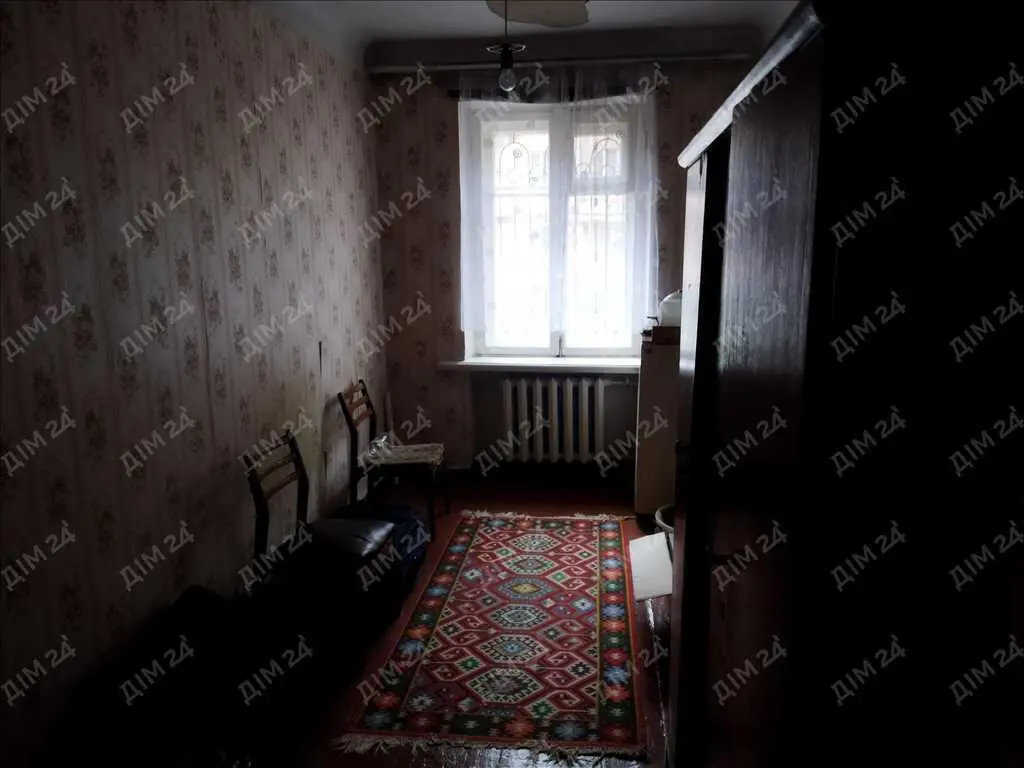 Трикімнатна квартира на Подолі