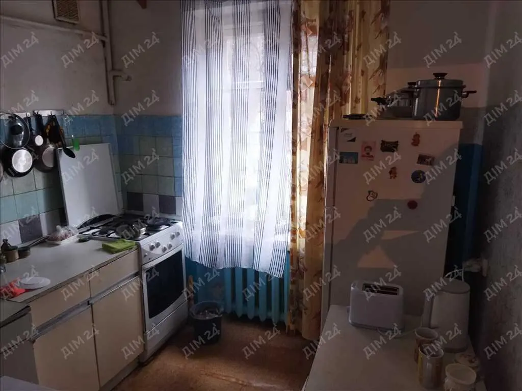 Трикімнатна квартира на Подолі