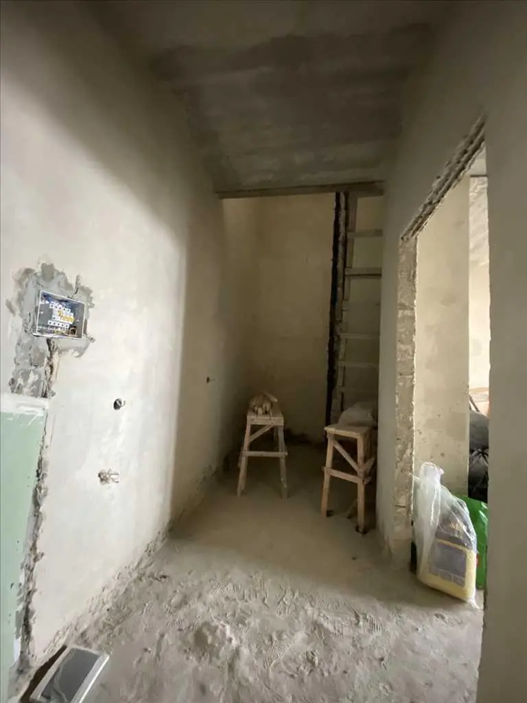 Простора квартира в новобудові на Леваді!