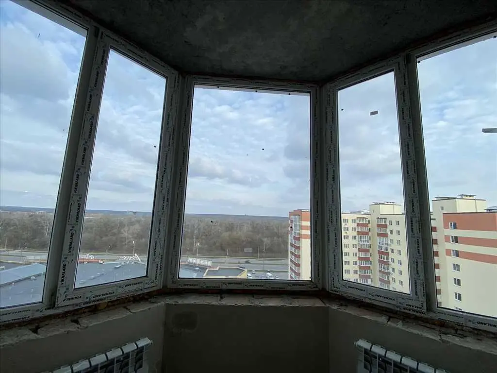 Простора квартира в новобудові на Леваді!