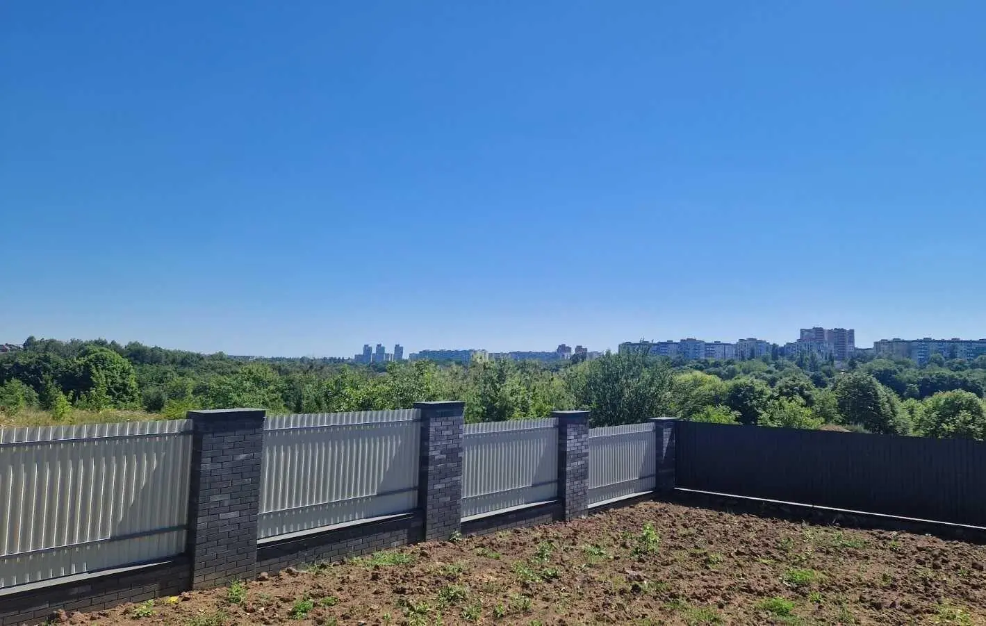 Престижне житло в Яру