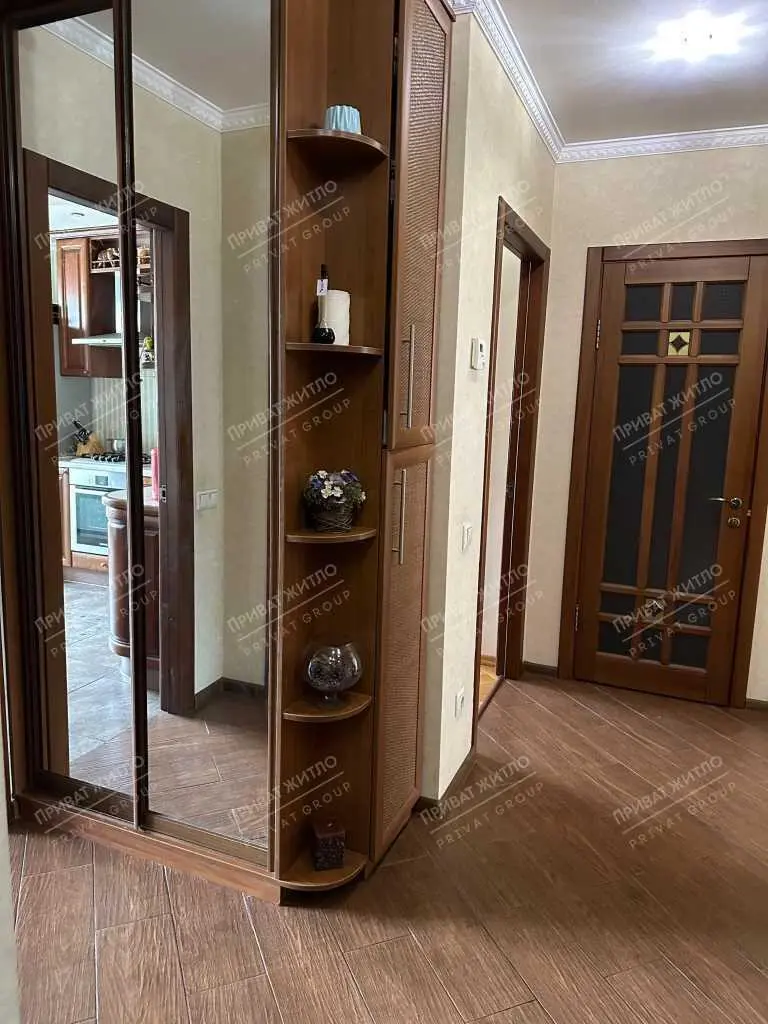 Квартира з індивідуальним опаленням у центрі міста з ремонтом!