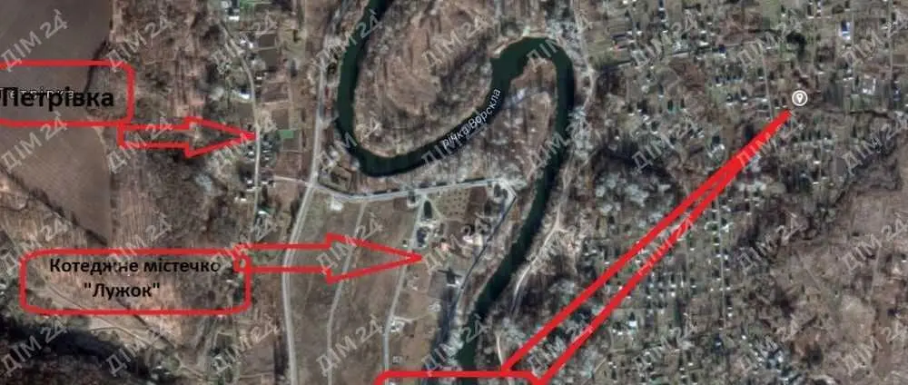 Ділянка у Петрівці, 15 соток, біля річки.