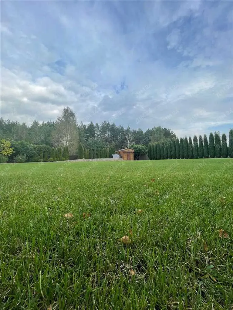 Унікальний будинок із зрубу в передмісті Полтави (Клюшники)