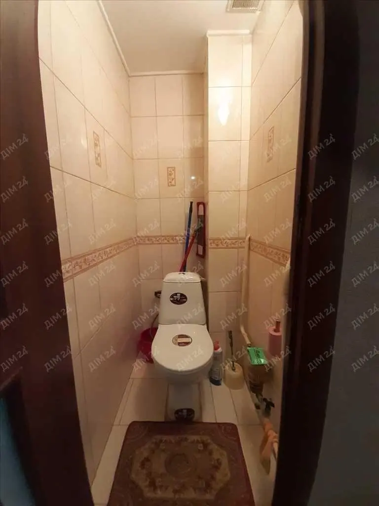 Трикімнатна квартира в районі Автовокзалу.