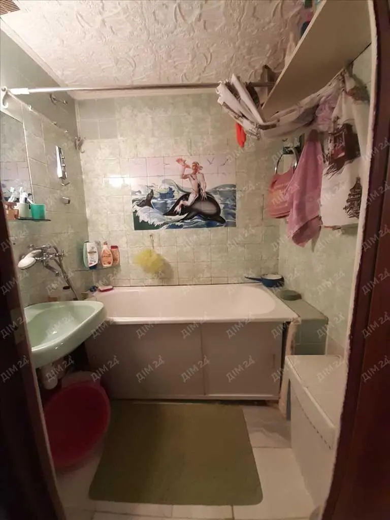 Трикімнатна квартира в районі Автовокзалу.