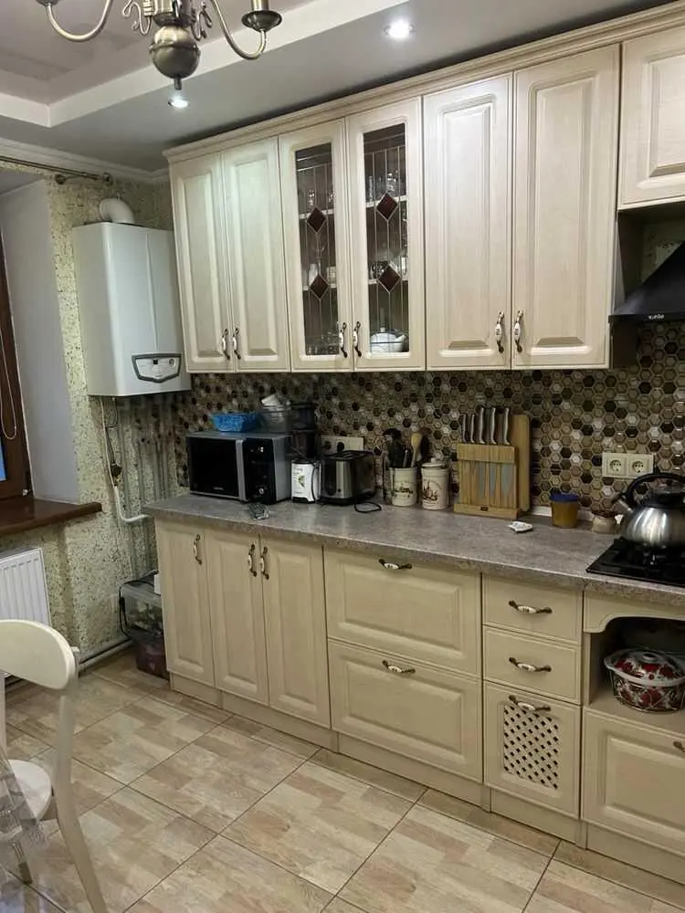 2кімнатна квартира з автономним опаленням!