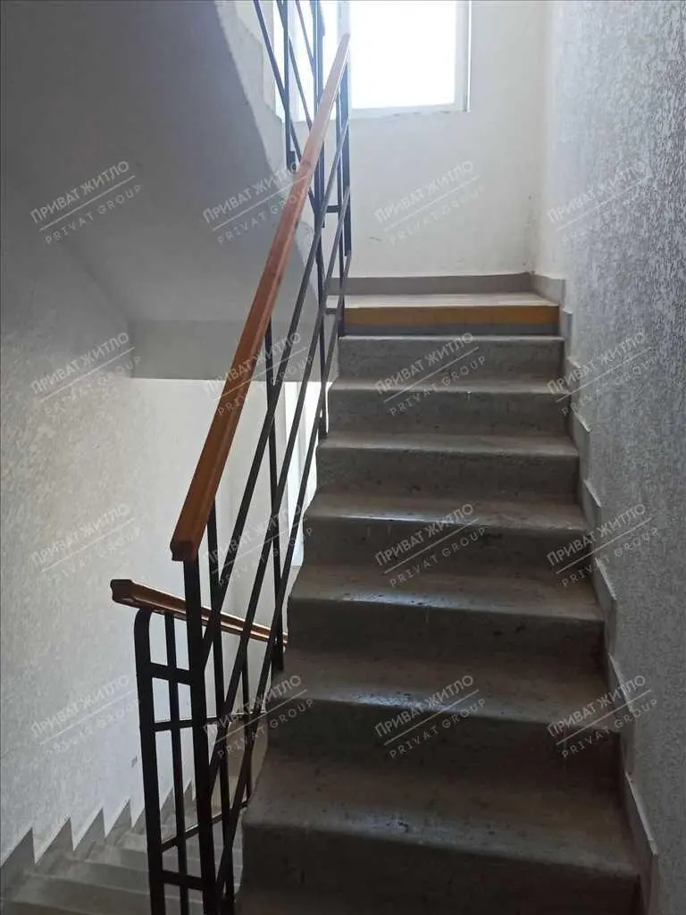 Двокімнатна квартира біля ТРЦ Київ