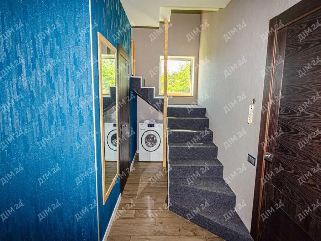 Житловий будинок на Вакуленцях!