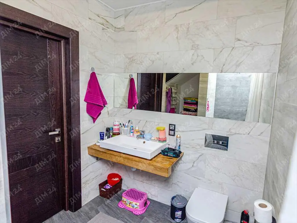 Житловий будинок на Вакуленцях!