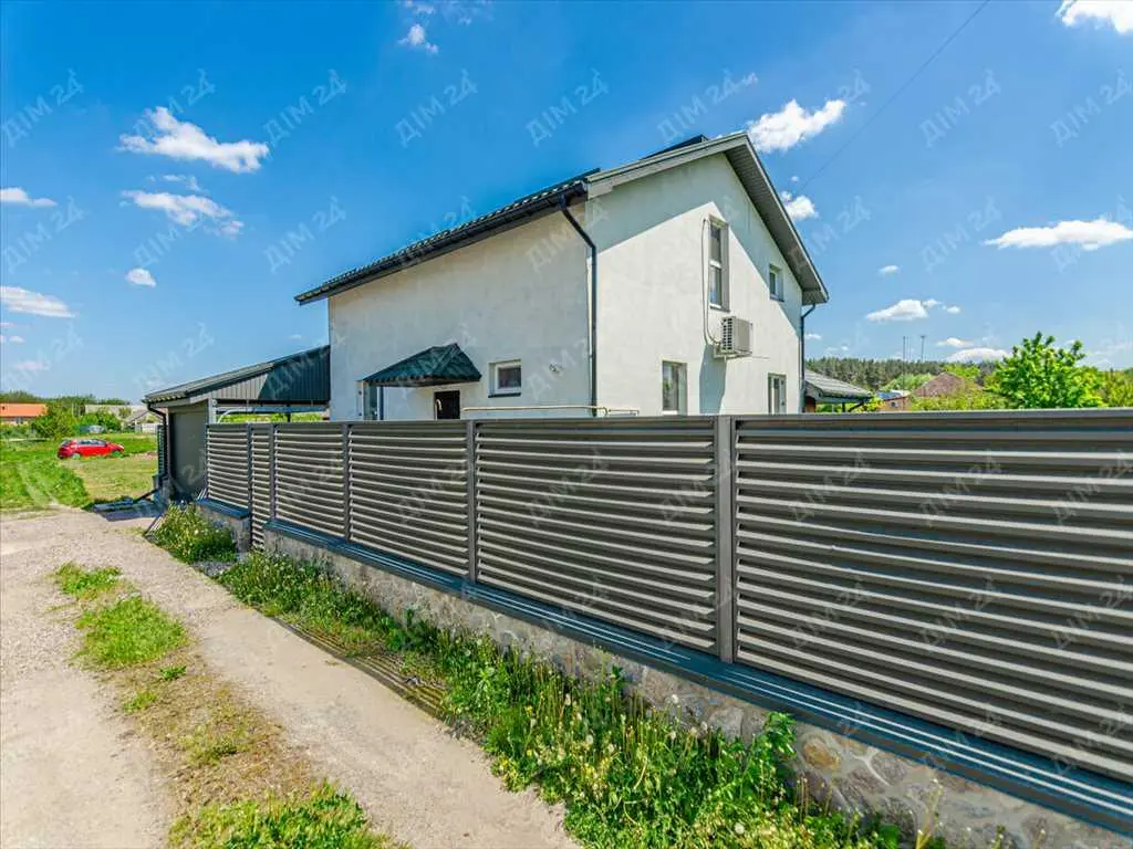 Житловий будинок на Вакуленцях!