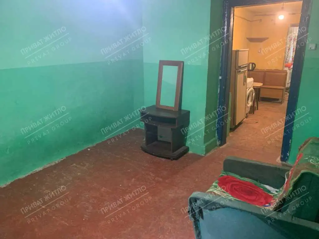 Частина будинку в центрі міста!