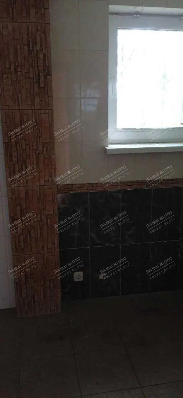 Окремий будинок в селі Бузова Паськівка (20 км від міста)