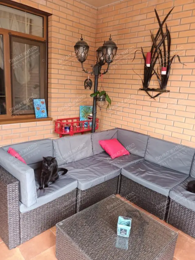 Ваш власний дім із басейном та барбекю всього за 5 хвилин від Сонячного парку!