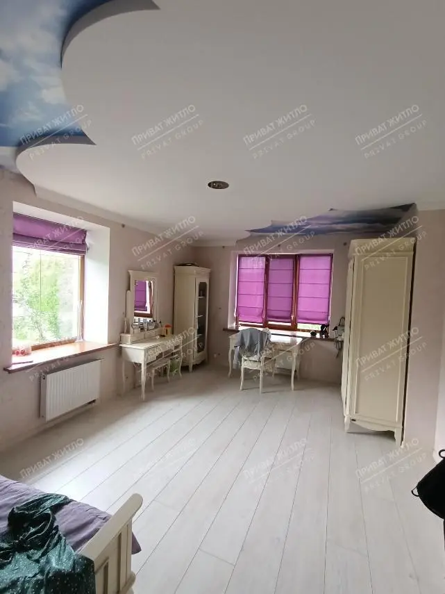 Ваш власний дім із басейном та барбекю всього за 5 хвилин від Сонячного парку!