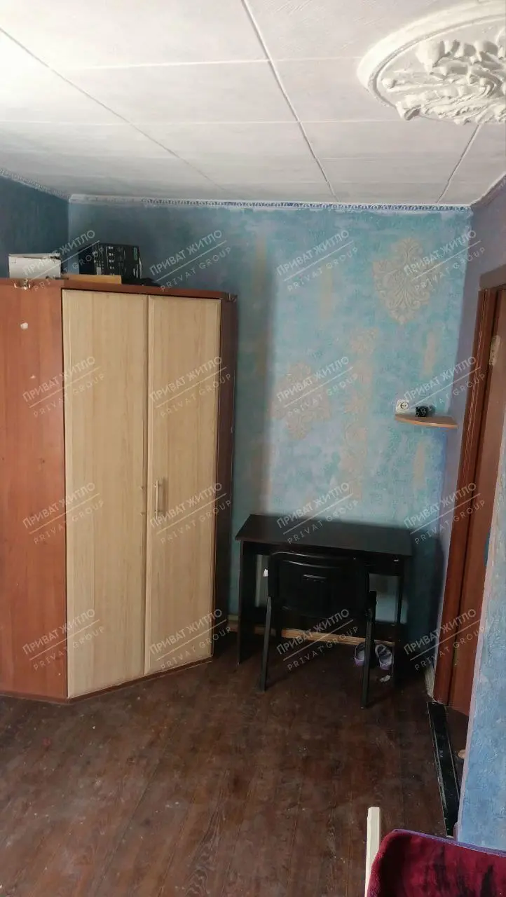 Окремий будинок зі зручностями  у Вакуленцях