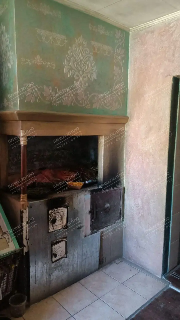 Окремий будинок зі зручностями  у Вакуленцях