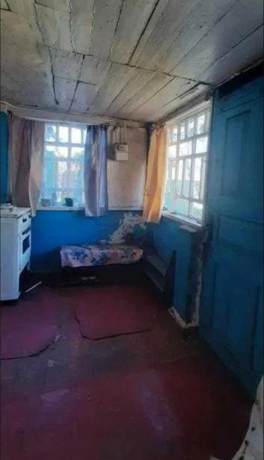 Будинок в тихому селі Коломак!