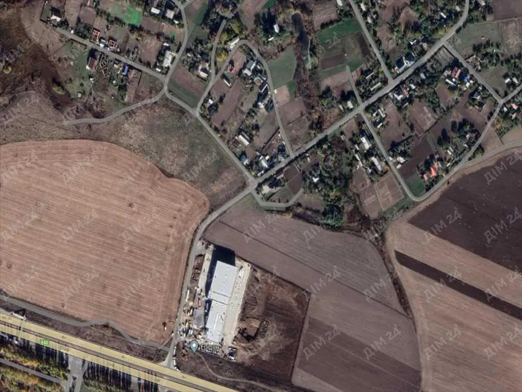 Ділянка в Івашках під СТО