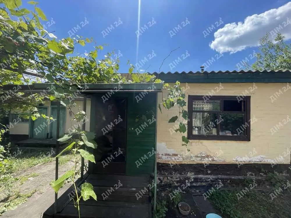 Житло у передмісті.