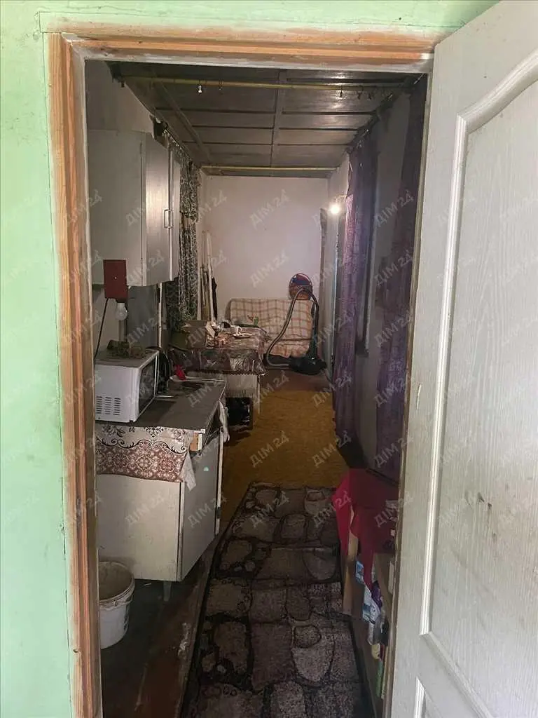 Житло у передмісті.