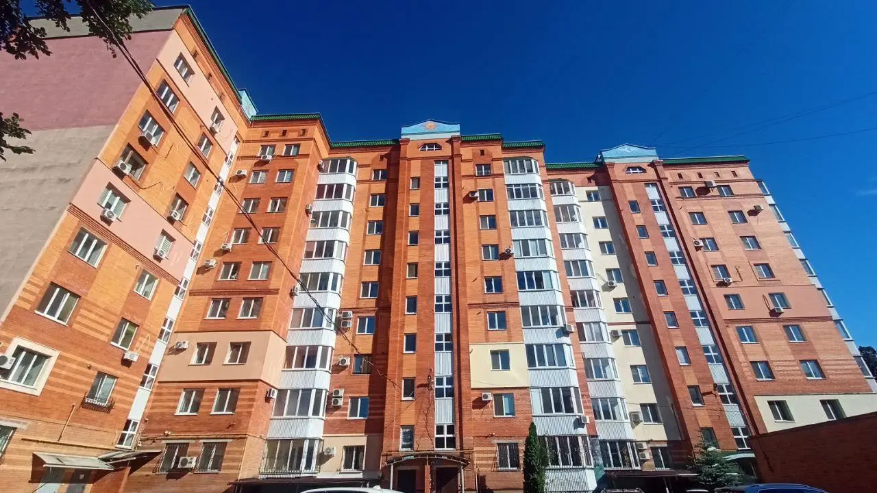 Затишна двокімнатна квартира в центрі 