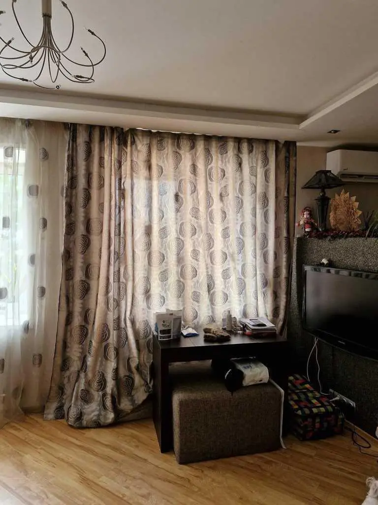 Затишна двокімнатна квартира в центрі 