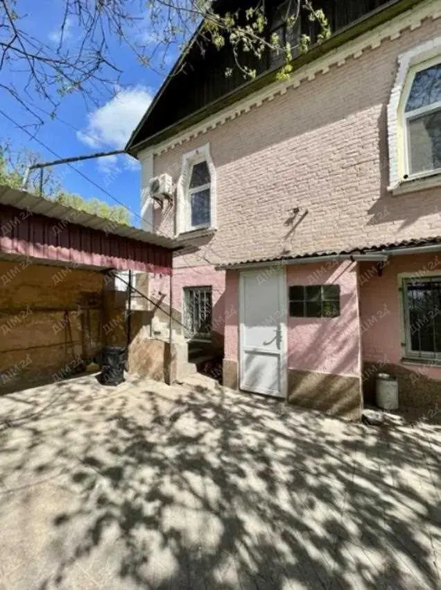 Будинок в центральній частині міста