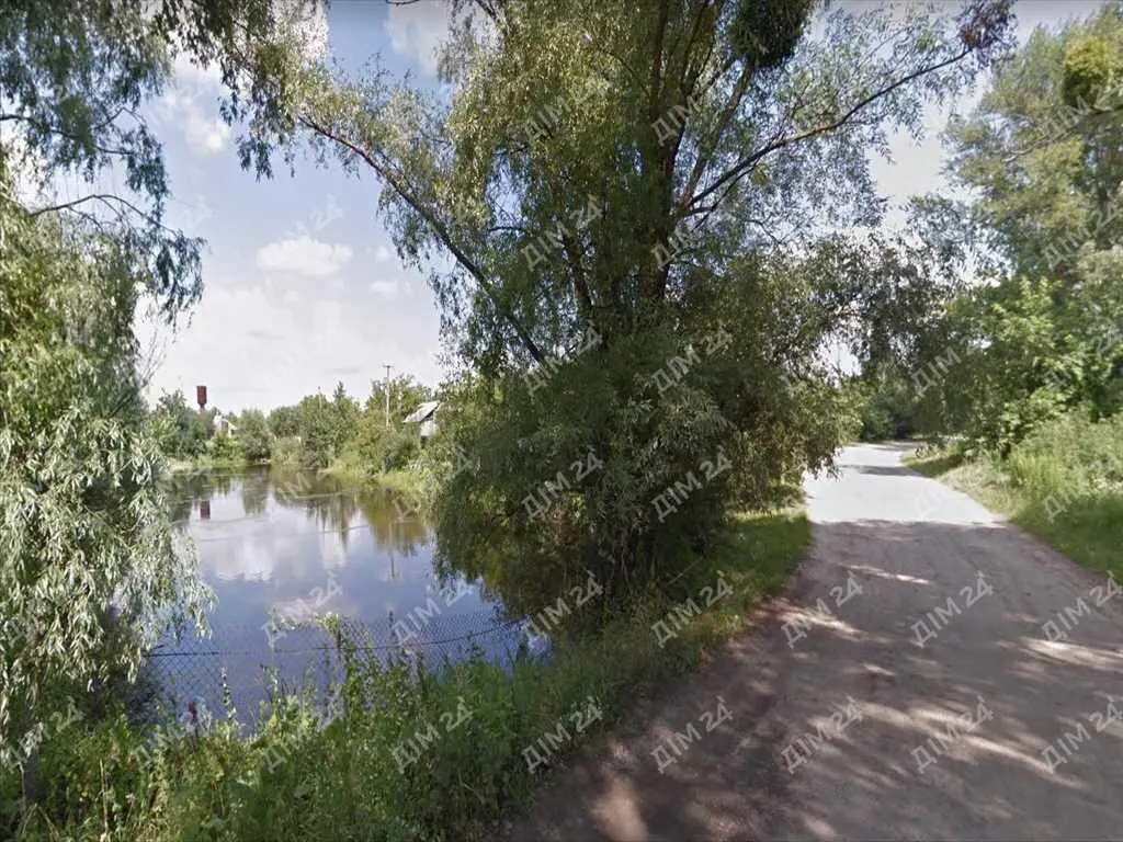 Дачна ділянка в Петрівці.