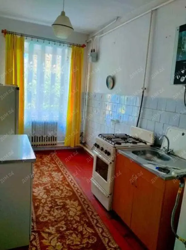 Окремий будинок для родини в Чутове